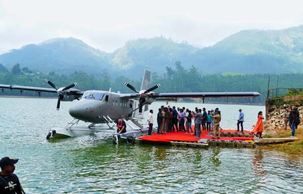 seaplane